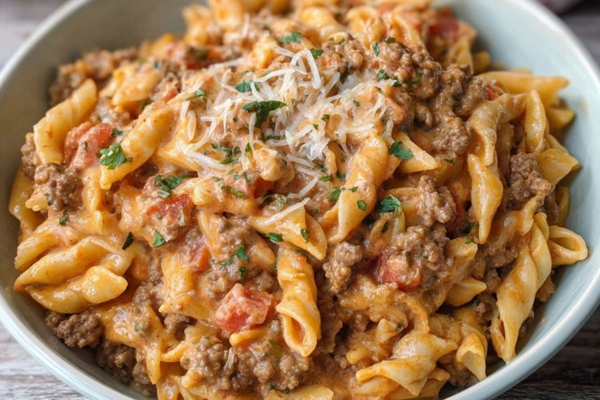 Creamy Rotel Pasta & Ground Beef