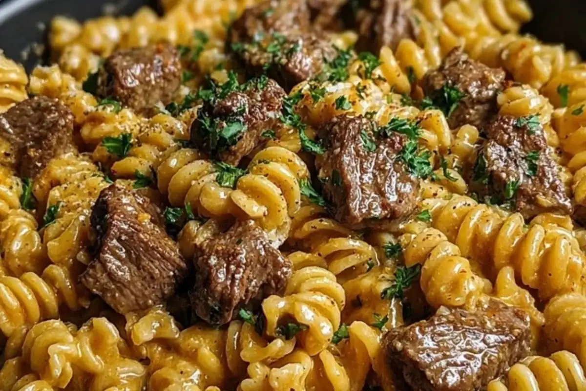 One-Pot Creamy Spicy Garlic Butter Steak & Pasta 1