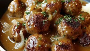 Meatballs with Gravy Recipe
