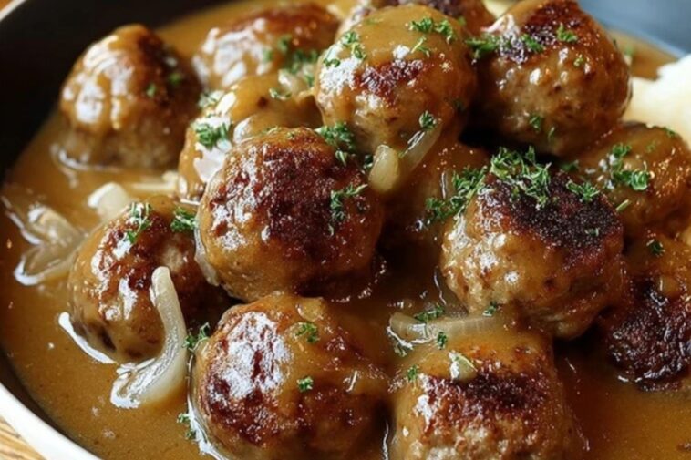 Meatballs with Gravy Recipe